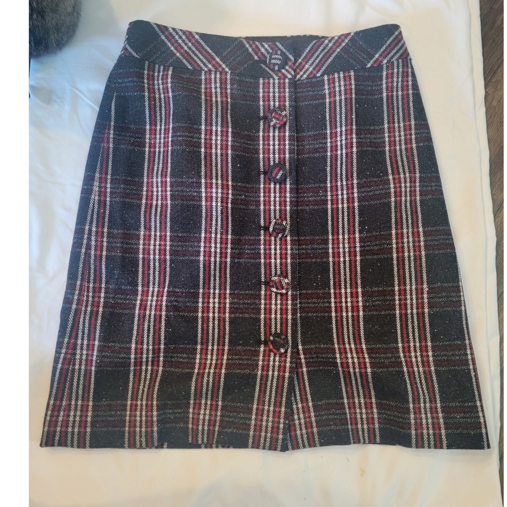 Ann Taylor LOFT Petites Plaid Button Front A-Line Skirt‎ Black 2P